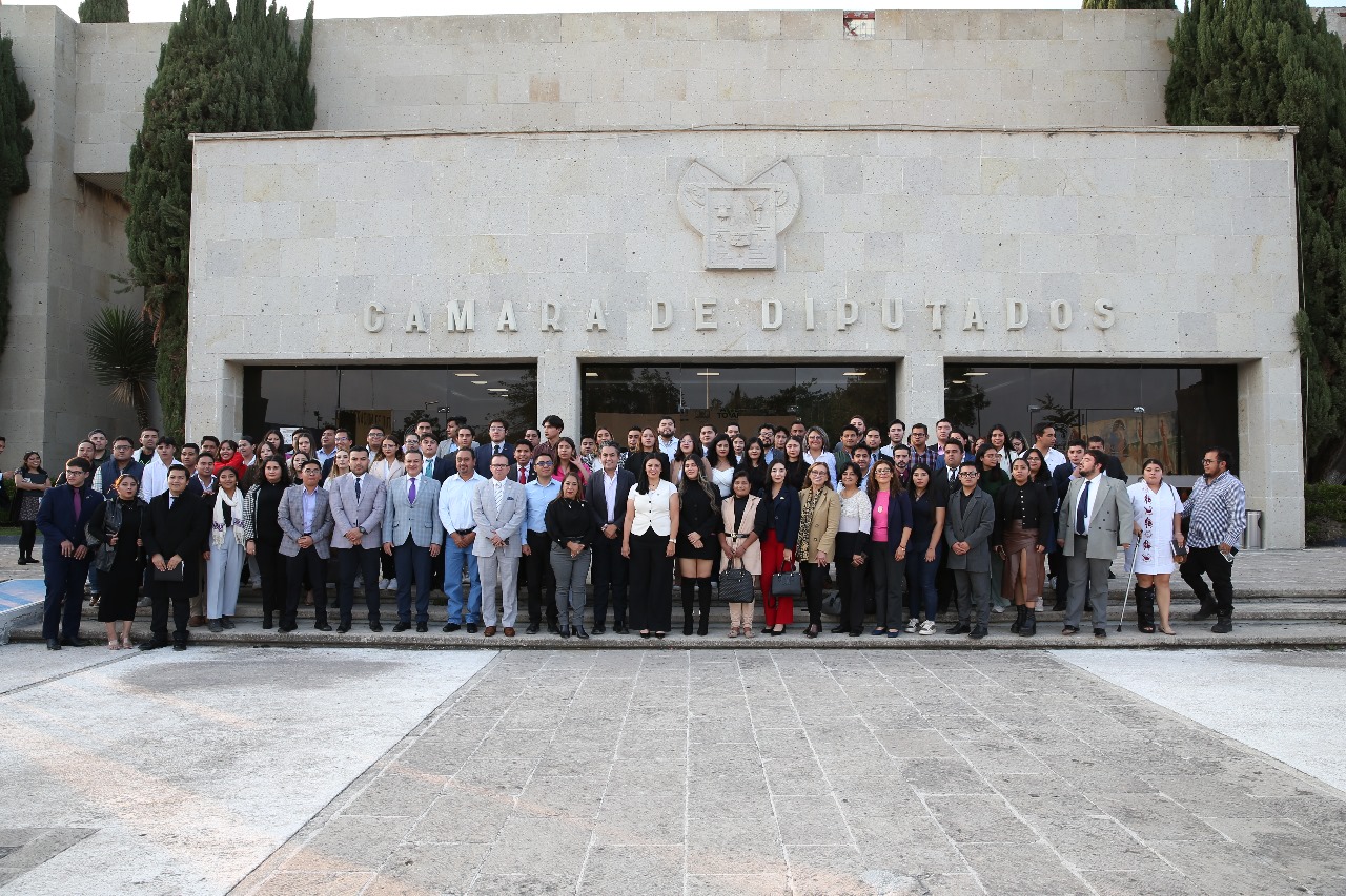 Curso de Formación Política y Parlamentaria